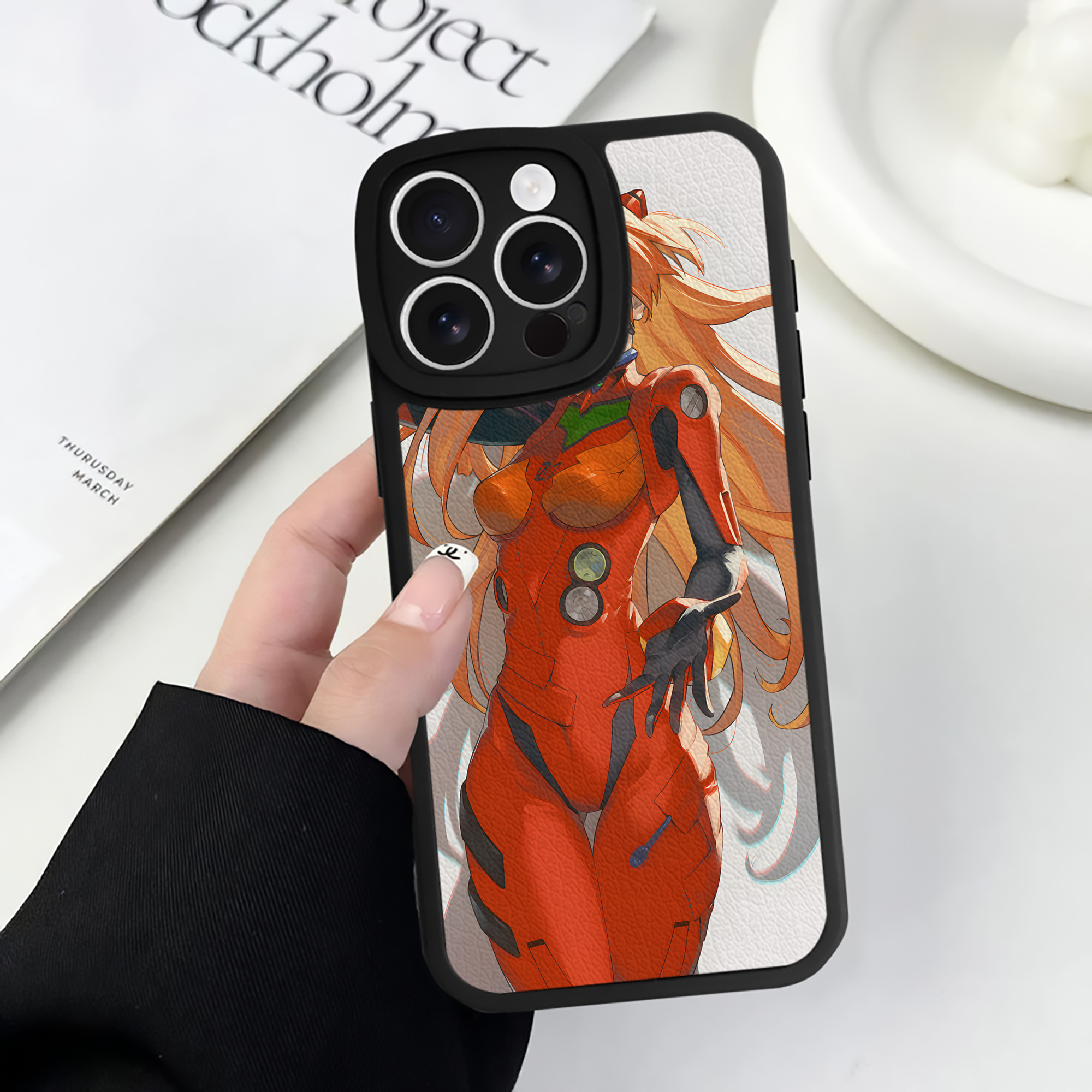 （画像用） EVA 新世紀エヴァンゲリオン 【iPhone 16シリーズ対応】シリコンスマホケース（レザー調） 材質：シリコン